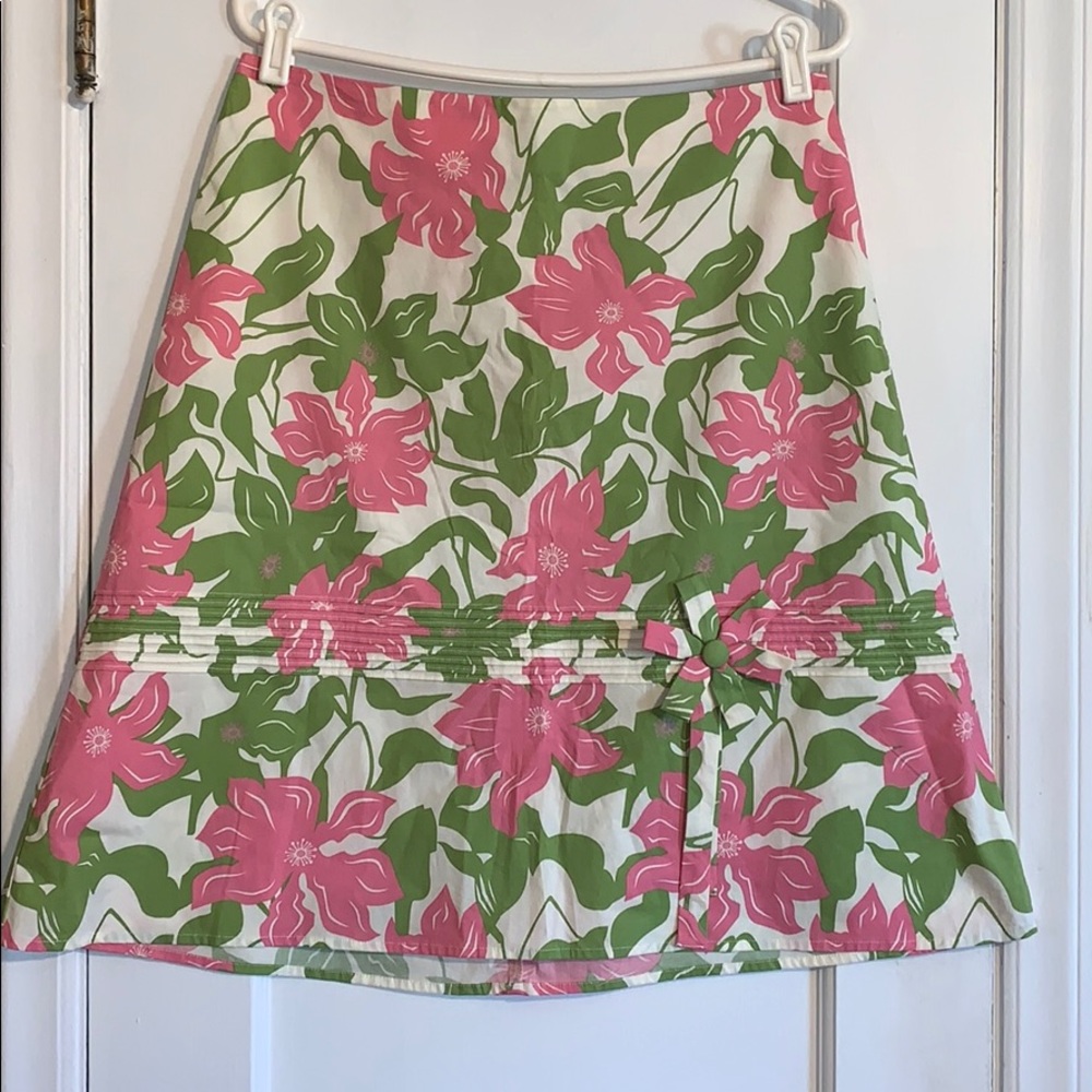 Speechless floral skirt with floral bow.